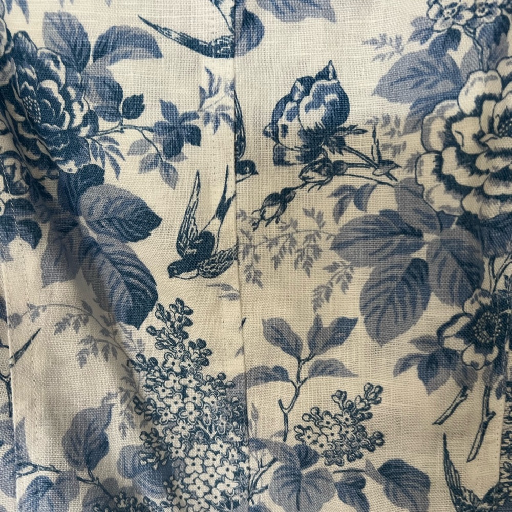 Reformation linen floral top blue/white NWOT - Picture 2 of 3